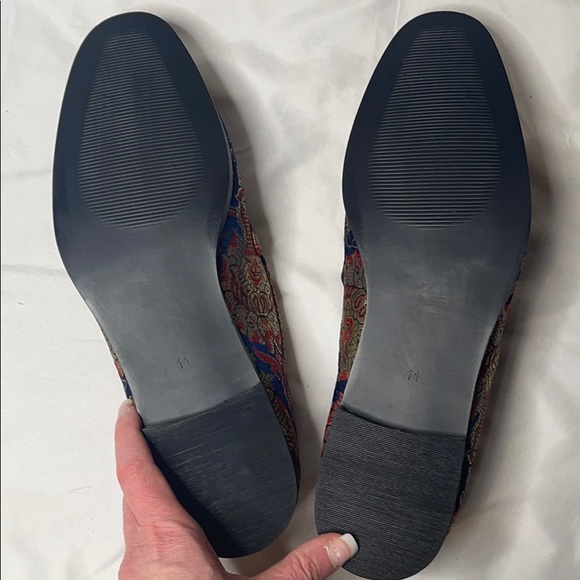 Urban Outfitters Tapestry Loafers. Size 11. - Picture 4 of 10